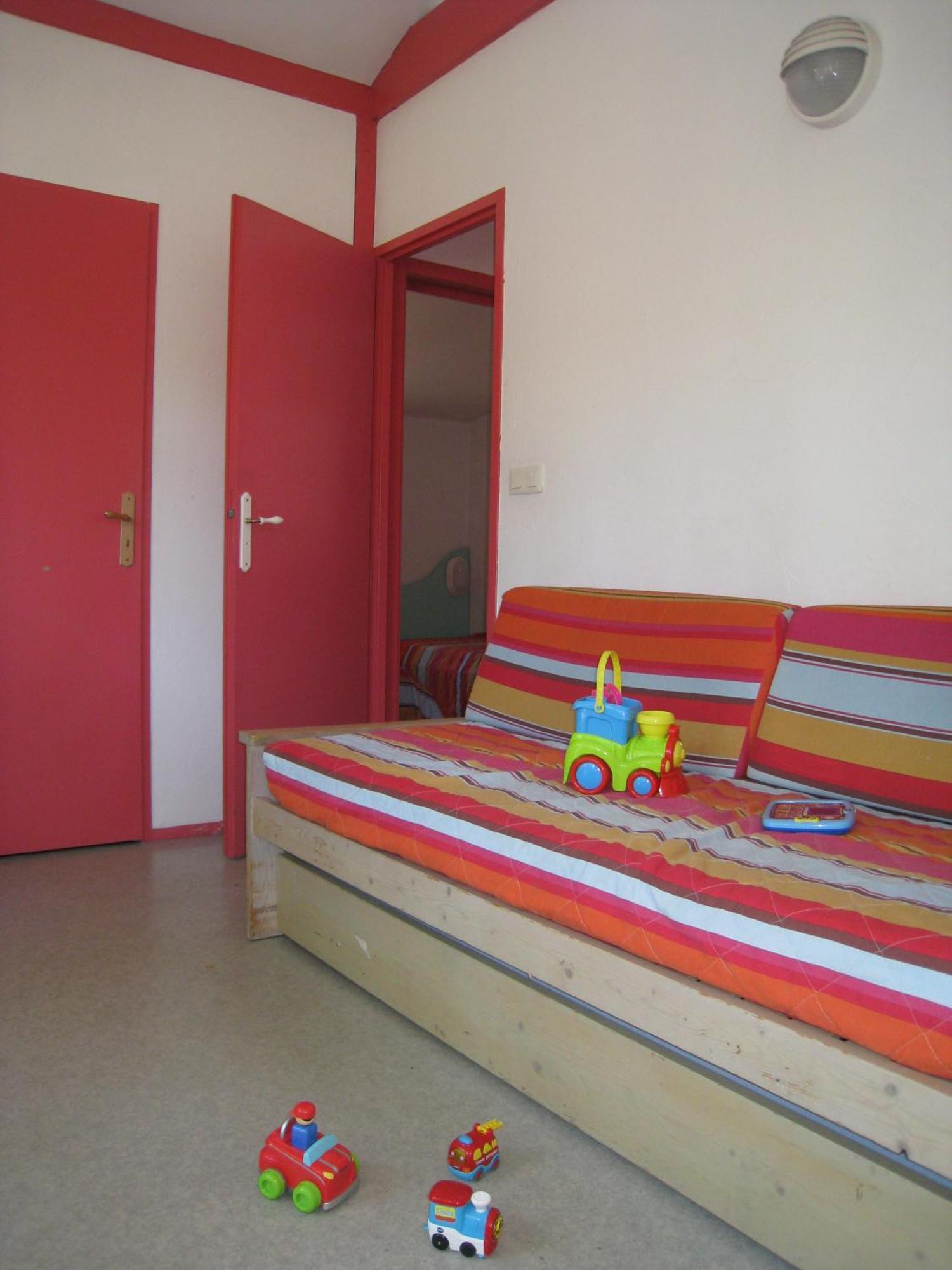 Residence Nemea Les Rives De Saint Brice Ares Exterior foto