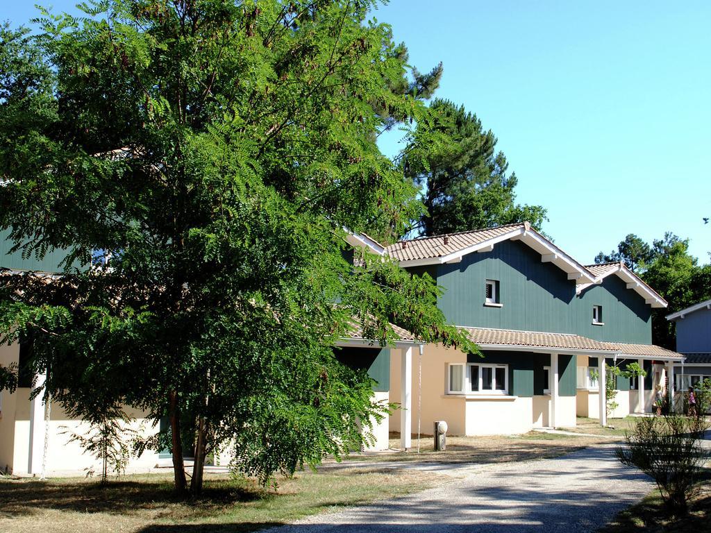 Residence Nemea Les Rives De Saint Brice Ares Exterior foto