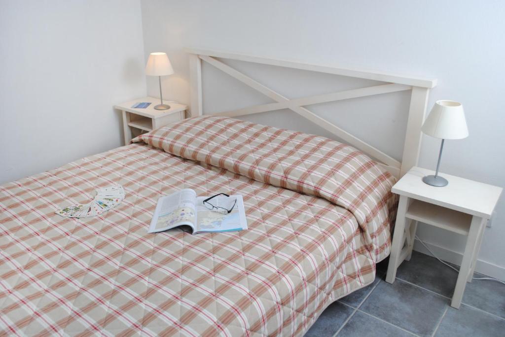 Residence Nemea Les Rives De Saint Brice Ares Exterior foto